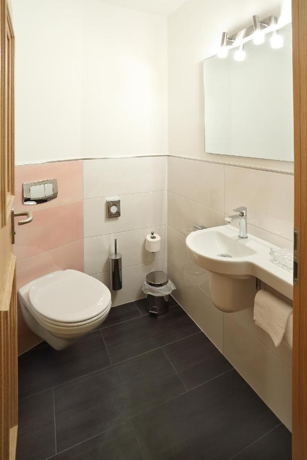 Hotel Garni Schloss Schoenberg Bad Brambach Ngoại thất bức ảnh