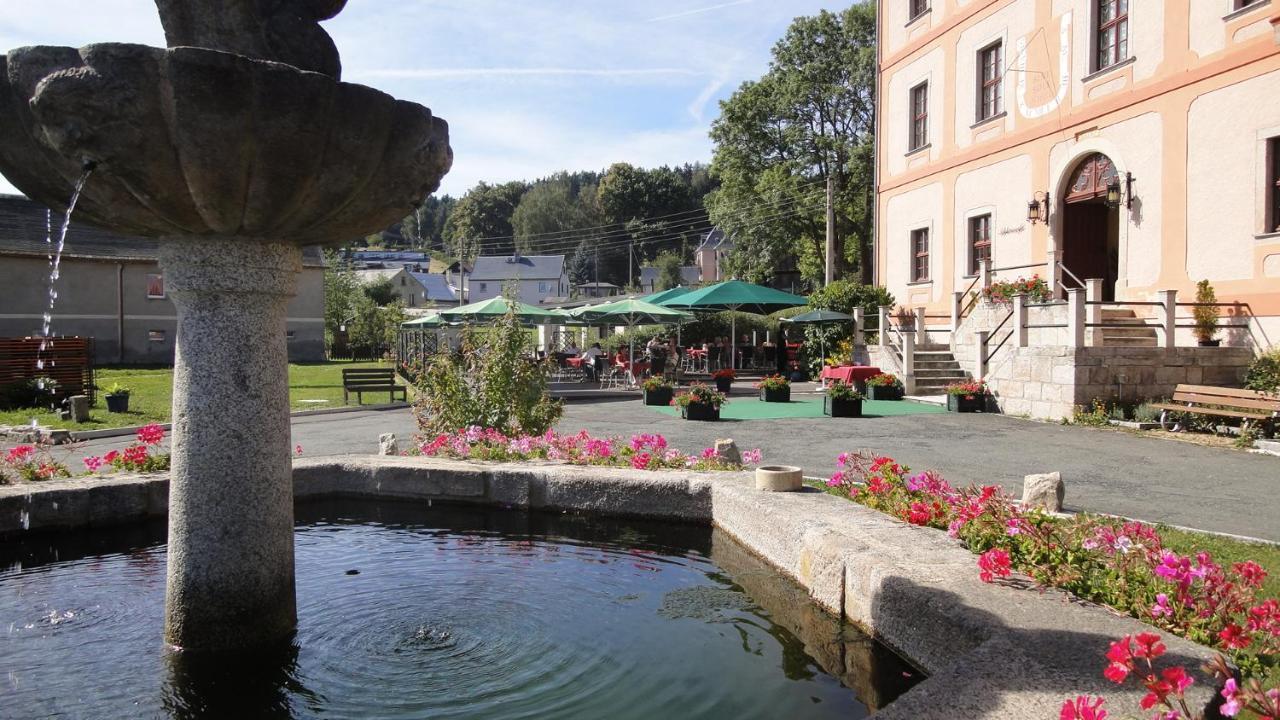 Hotel Garni Schloss Schoenberg Bad Brambach Ngoại thất bức ảnh