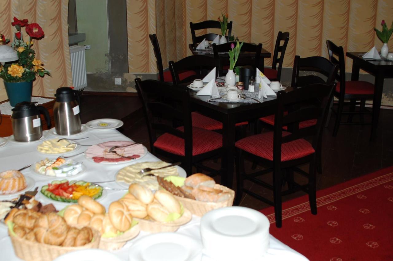 Hotel Garni Schloss Schoenberg Bad Brambach Ngoại thất bức ảnh
