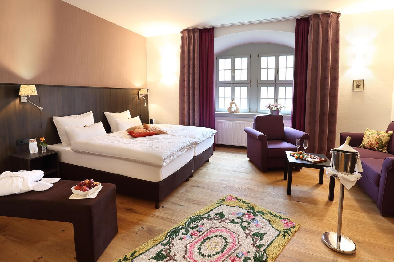 Hotel Garni Schloss Schoenberg Bad Brambach Ngoại thất bức ảnh